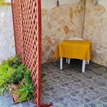 Casa Vacanza Athena بيت للعطل