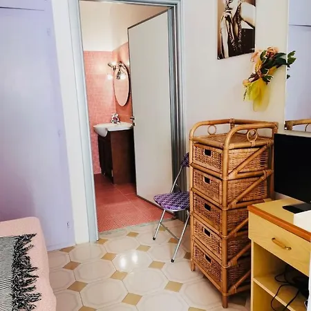 Casa Vacanza Athena بيت للعطل *