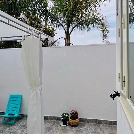 Casa Vacanza Athena بيت للعطل